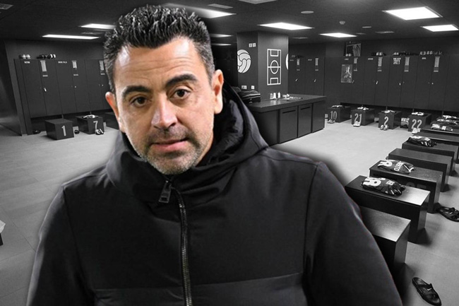 Xavi nghi ngờ bị bán đứng 