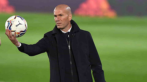 Zidane tiết lộ 3 bến đỗ 'mặc định', cửa cho MU là không có