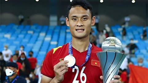 Trung vệ cao 1m86 của U23 Việt Nam có bến đỗ mới đầy bất ngờ