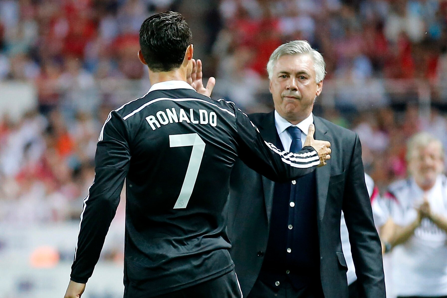 Cả thày trò Ancelotti và Ronaldo đều bị cáo buộc trốn thuế khi còn ở Real Madrid