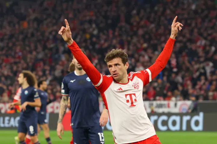 Muller giang tay, Bayern liền lấy lại vị thế ông lớn Champions League