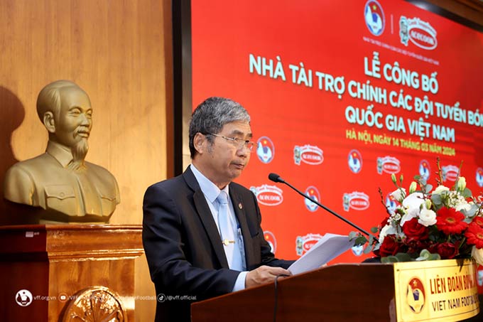 Ông Dương Nghiệp Khôi – Tổng thư ký VFF phát biểu tại lễ ký kết 
