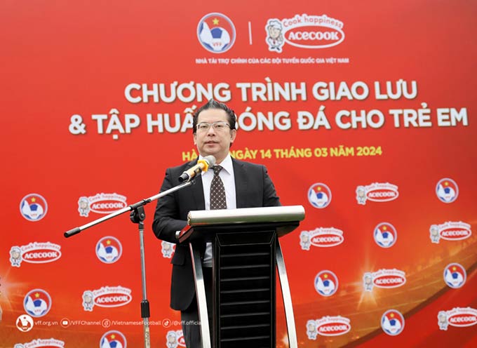 Acecook Việt Nam mong muốn sự kiện lan toả tình yêu bóng đá đến với các em nhỏ 