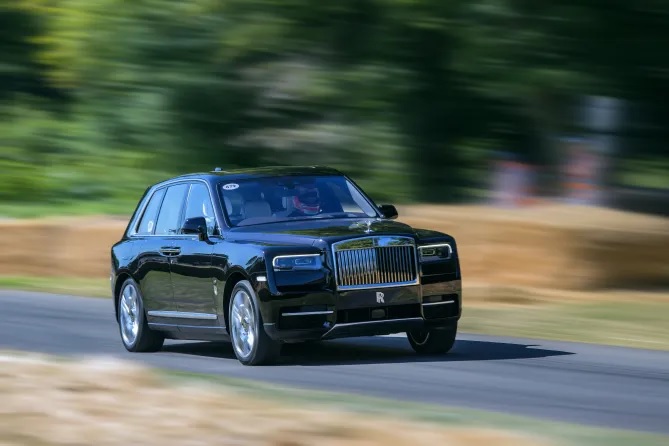 Rolls-Royce Cullinan của Ben White