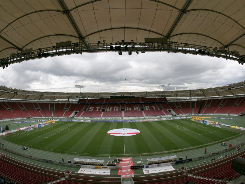 SVĐ Mercedes-Benz-Arena, thành phố Stuttgart (50.998 chỗ ngồi): Các fan vẫn nhớ đây là  nơi tổ chức trận tứ kết World Cup 2006​​.