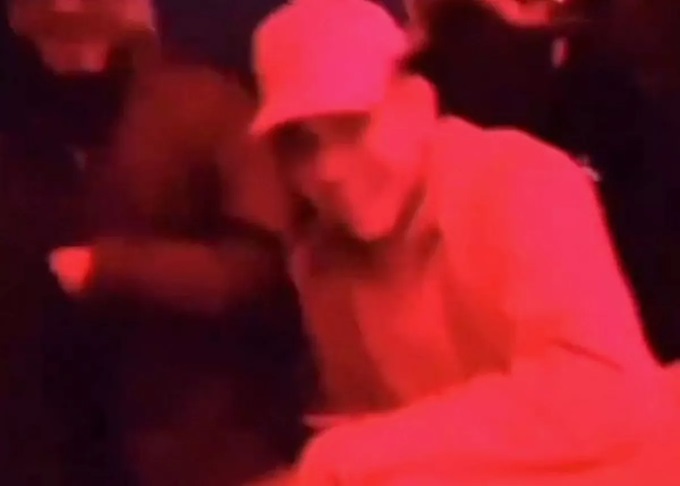 Kendry Paez xuất hiện trong đoạn video ăn chơi tại câu lạc bộ thoát y