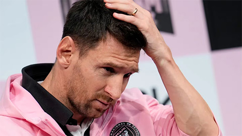 Messi bị công kích dữ dội vì sự giả tạo