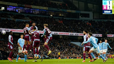 Aston Villa bị CĐV Arsenal và Liverpool công kích dữ dội vì 'giúp' Man City có bàn thắng