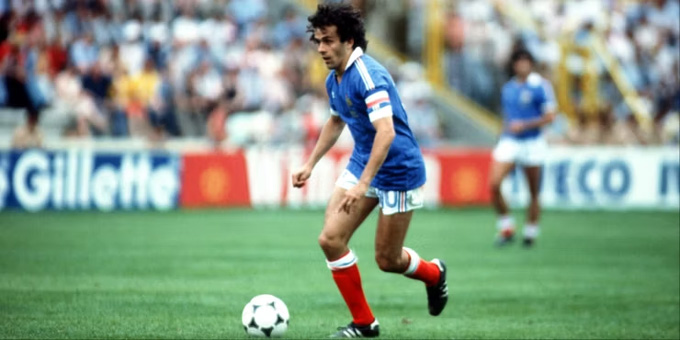 Cầu thủ ghi nhiều bàn nhất một VCK - Michel Platini (EURO 1984 - Pháp)