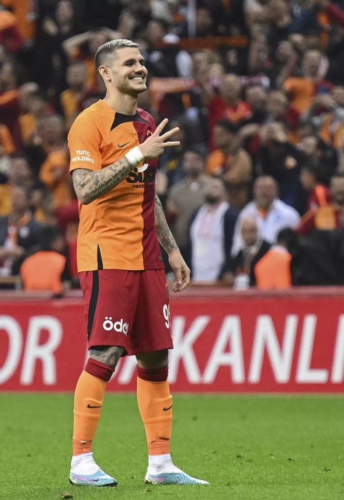 Mauro Icardi hiện khoác áo Galatasaray