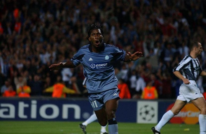 Drogba bùng nổ tại Marseille ở mùa giải 2003/04
