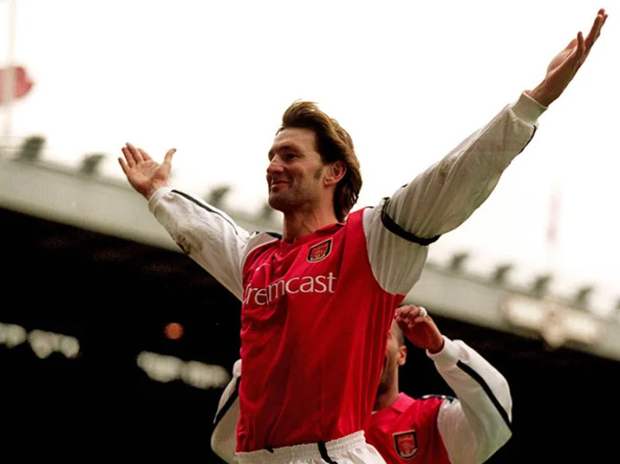 Adams là đội trưởng vĩ đại trong lịch sử Arsenal