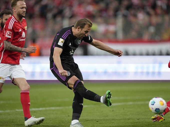 Harry Kane hào hứng với chiến thắng liên tiếp của Bayern