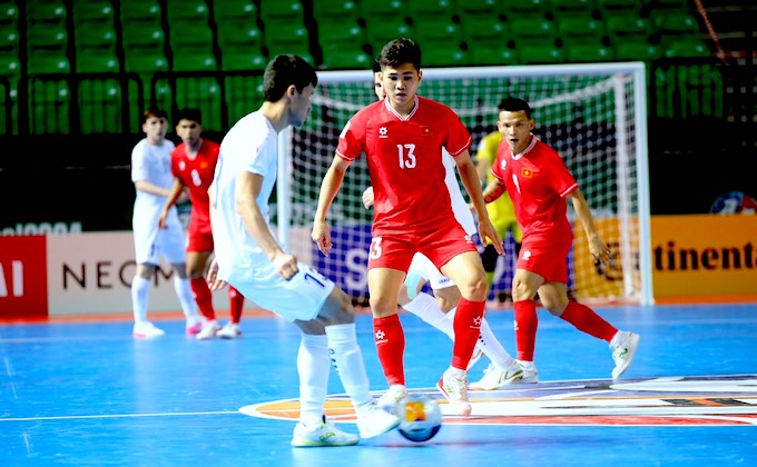 ĐT futsal Việt Nam thua ngược trước Uzbekistan. Ảnh: Phan Hồng 