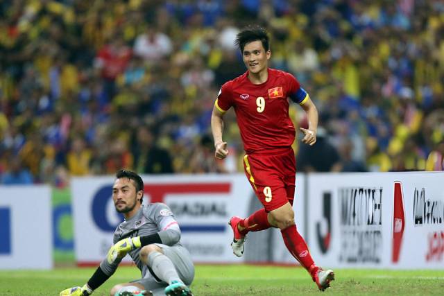 Lê Công Vinh là tiền đạo xuất sắc nhất lịch sử đội tuyển Việt Nam. (Ảnh: Allsport Co./Getty)