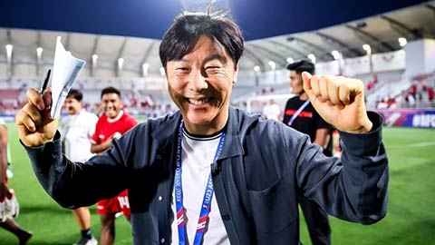 Bỏ đội bóng giàu có, HLV Shin Tae Yong ký hợp đồng vượt ông Park Hang Seo