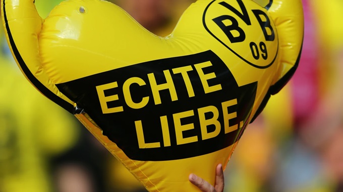 Khẩu hiệu “Echte Liebe” phát đi thông điệp về tình yêu với Dortmund