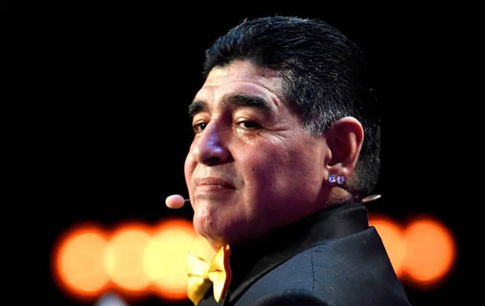 Cái chết của Diego Maradona tiếp tục gây tranh cãi