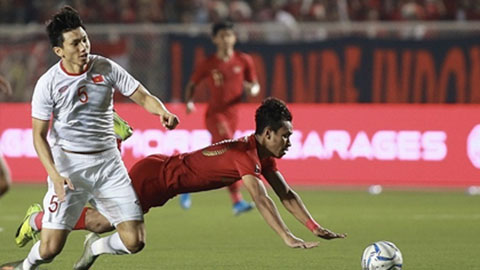 Đoàn Văn Hậu bất ngờ bị réo tên trước trận U23 Indonesia vs U23 Iraq