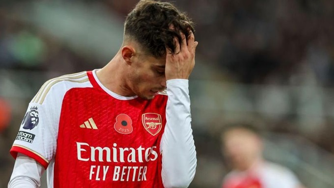 Kai Havertz gây thất vọng khi đá ở vị trí tiền vệ tại Arsenal