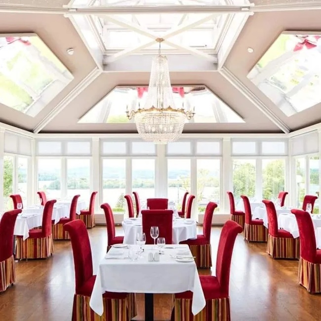  Nhà hàng Belleek của khách sạn đã được trao giải AA Rosette vì sự xuất sắc trong ẩm thực.