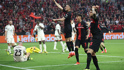 Leverkusen tiến sát đến cú ăn ba vĩ đại trong lịch sử 