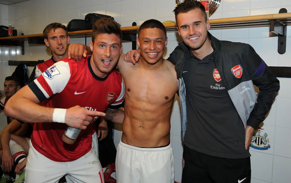 Việc Arsenal ăn mừng vị trí thứ tư năm 2013 từng MU đem ra làm trò cười