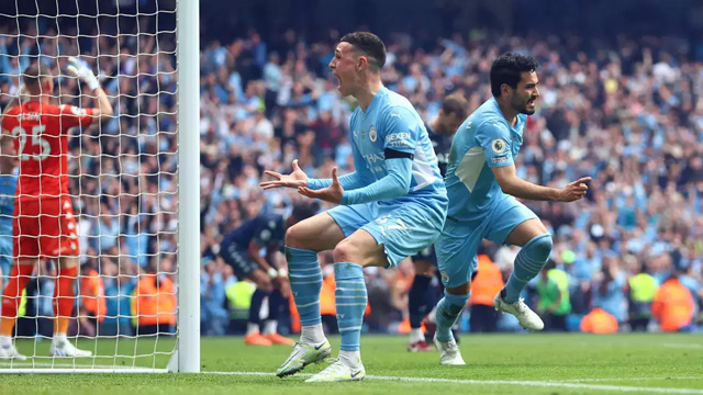Man City từng có màn ngược dòng điên rồ trước Aston Villa ở vòng cuối mùa 2021/22