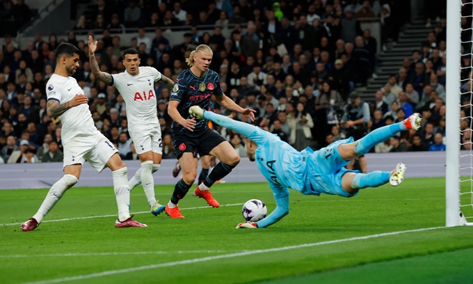 Haaland mở tỷ số trong chiến thắng 2-0 trước Tottenham