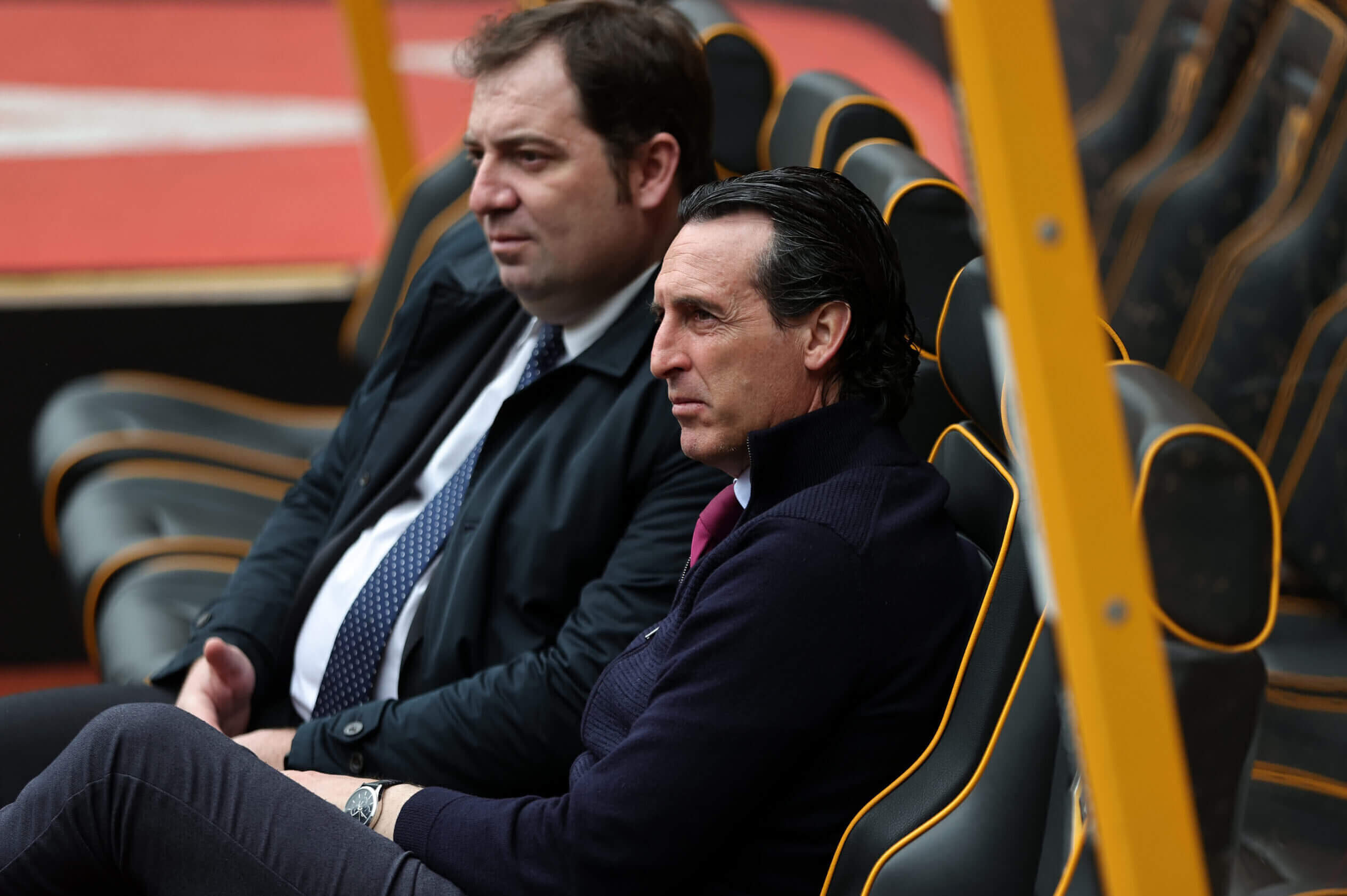 Unai Emery và giám đốc bóng đá Damian Vidagany theo dõi giờ phút Aston Villa đi vào lịch sử