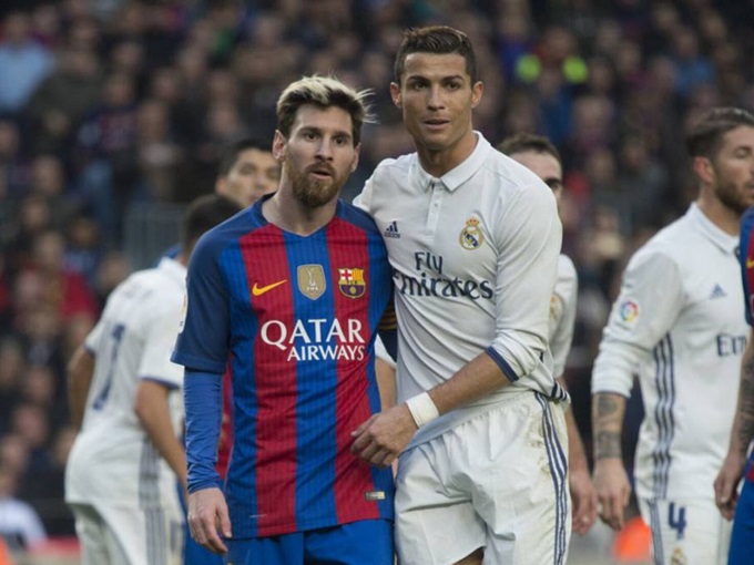 Gallas tin rằng Messi và Ronaldo không còn đủ sức theo kịp bóng đá châu Âu