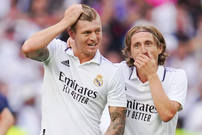 Kroos và Modric gần như chắc chắn sẽ ở lại Real thêm 1 mùa nữa