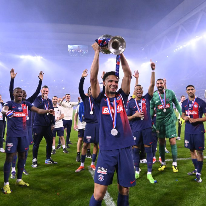 Lyon nối dài kỷ lục giành chức vô địch cúp quốc gia với 15 lần đăng quang