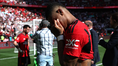 Rashford và Bruno Fernandes bật khóc khi MU đánh bại Man City