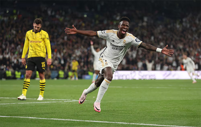 Vinicius "kết liễu" Dortmund sau khi ấn định chiến thắng 2-0 ở phút thứ 83