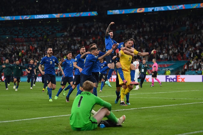 Italia lên ngôi vô địch EURO 2020 sau loạt luân lưu căng thẳng với Anh ở trận chung kết