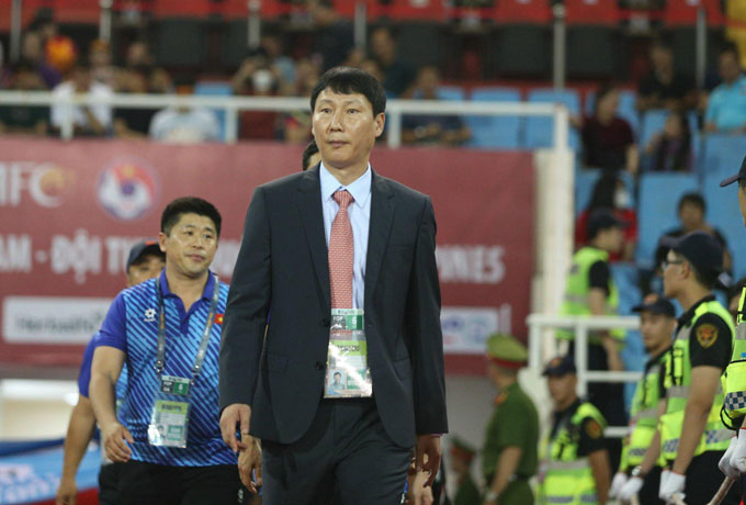 Ông Kim Sang-sik từng lên ngôi vô địch K-League dưới tư cách một HLV