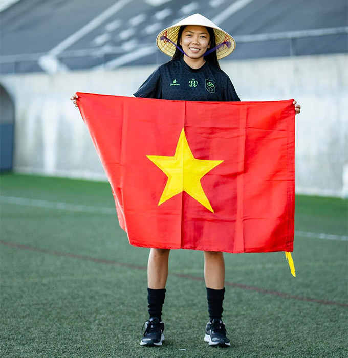 Huỳnh Như trở thành niềm tự hào của bóng đá Việt Nam ở trời âu 