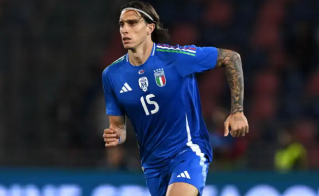 9. Riccardo Calafiori (Italia): Calafiori vừa có một mùa giải ấn tượng ở Bologna. Hậu vệ người Italia được kỳ vọng có nhiều đất diễn ở EURO 2024 sau khi đội bóng này mất hàng loạt cầu thủ chất lượng ở khu vực này.