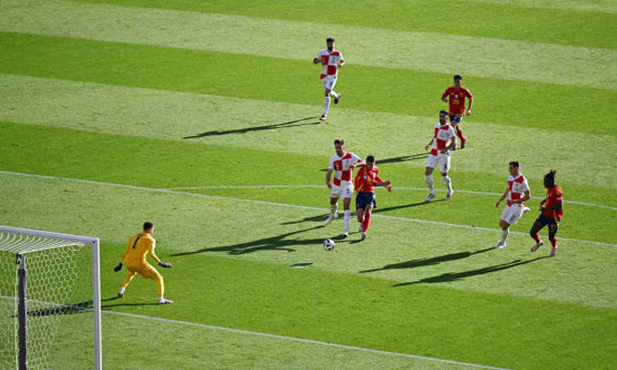 Morata mở tỷ số trận Tây Ban Nha vs Croatia ở phút 29