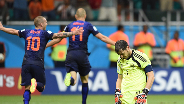 Tây Ban Nha từng thảm bại 1-5 dưới tay Hà Lan ở World Cup 2014