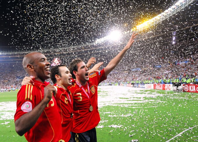 Hành trình hiện tại của Tây Ban Nha rất giống kỳ EURO 2008 mà họ vô địch.