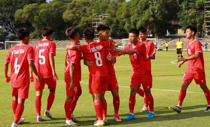 Nếu cải thiện được khâu dứt điểm, niềm vui chiến thắng sẽ đến với U16 Việt Nam. Ảnh: Phan Hồng