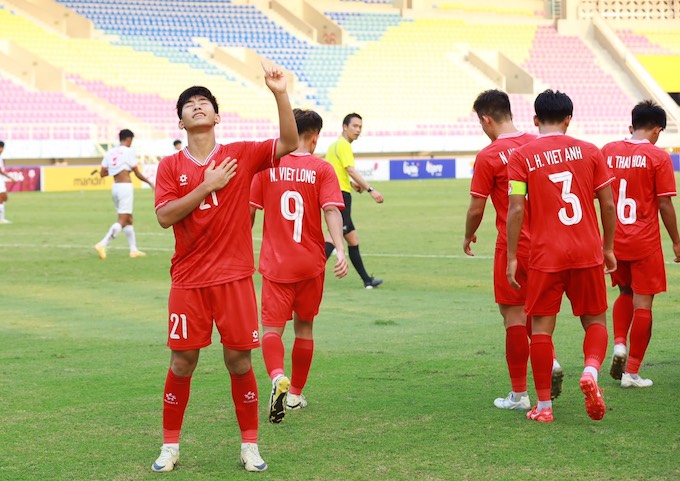 U16 Việt Nam vào bán kết sau chiến thắng đậm trước U16 Myanmar. Ảnh: Phan Hồng