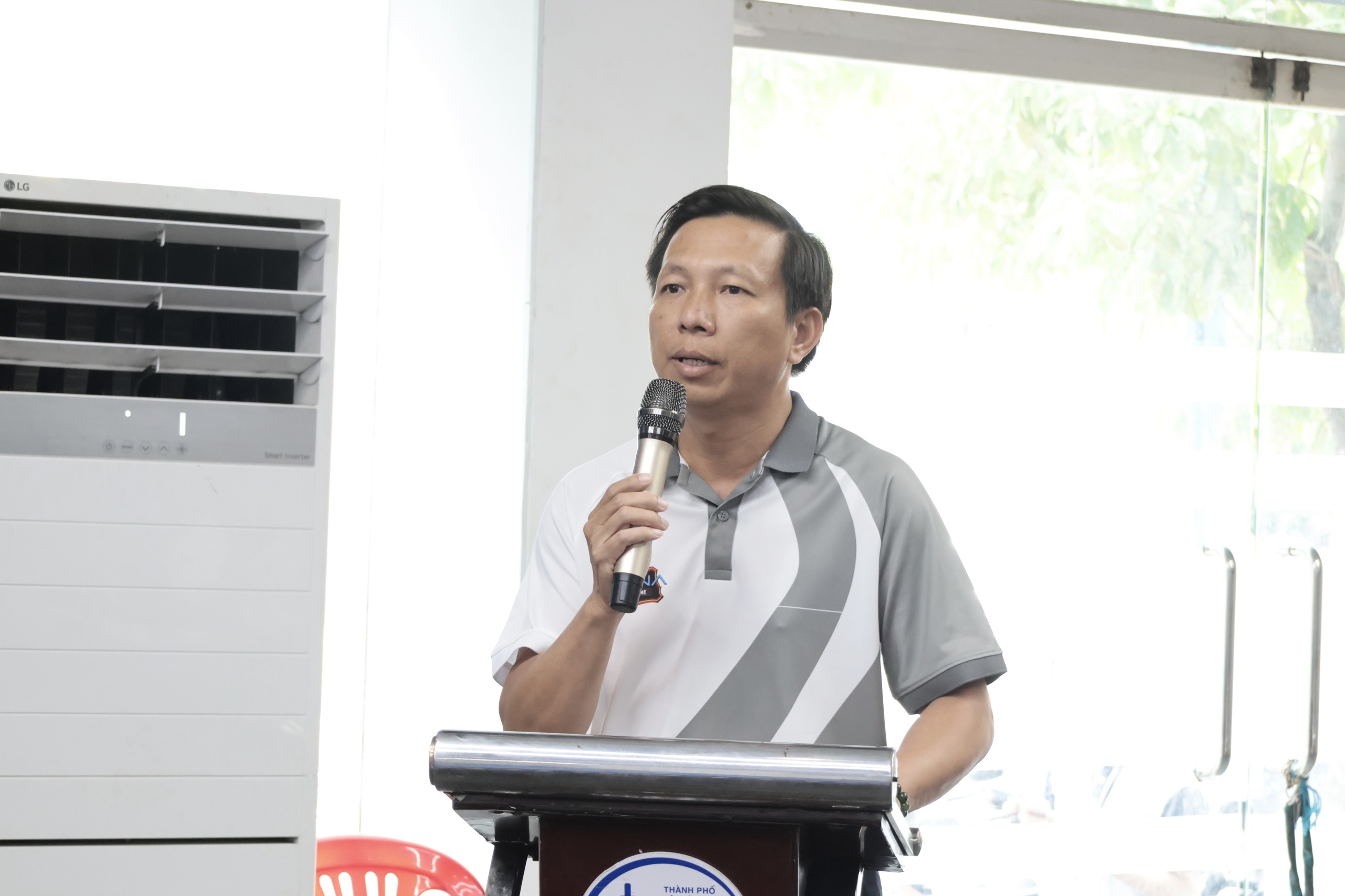 Ông Đỗ Văn Toàn – Trưởng phòng Quản lý TDTT, Sở Văn hóa, Thể thao và Du lịch tỉnh thay mặt Ban Tổ chức giải phát biểu khai mạc