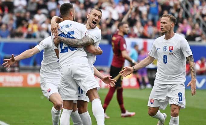 Slovakia vào vòng 1/8 EURO 2024