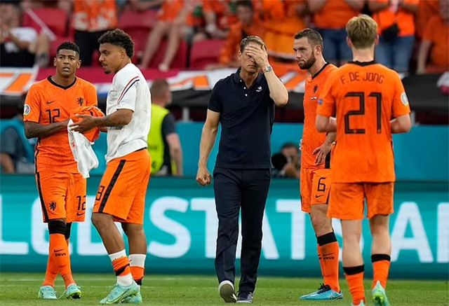 Hà Lan từng thua Séc 0-2 ngay vòng 1/8 EURO 2020