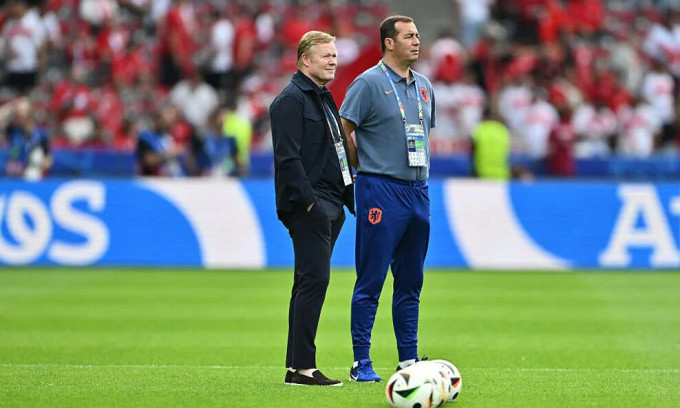 HLV Koeman đã biến Hà Lan thành đội bóng có bản lĩnh và rất đa mưu, túc trí