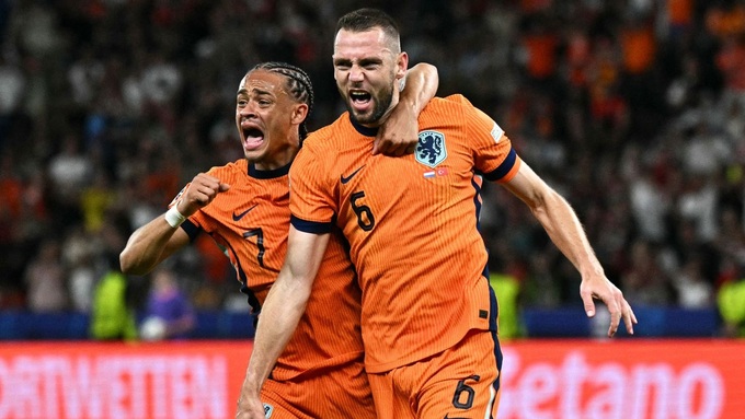 Niềm vui của các cầu thủ Hà Lan sau khi vượt qua Thổ Nhĩ Kỳ ở vòng tứ kết EURO 2024