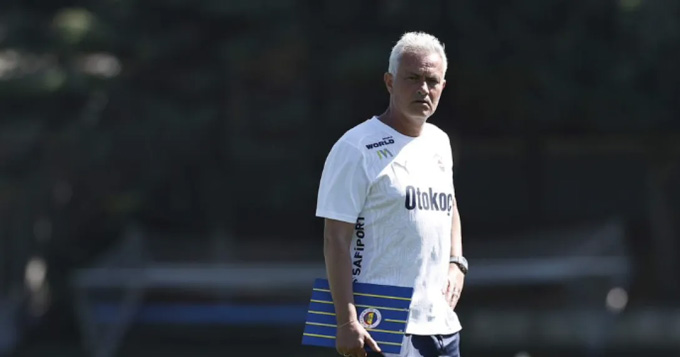 Mourinho khen ngợi đồ ăn ở Thổ Nhĩ Kỳ